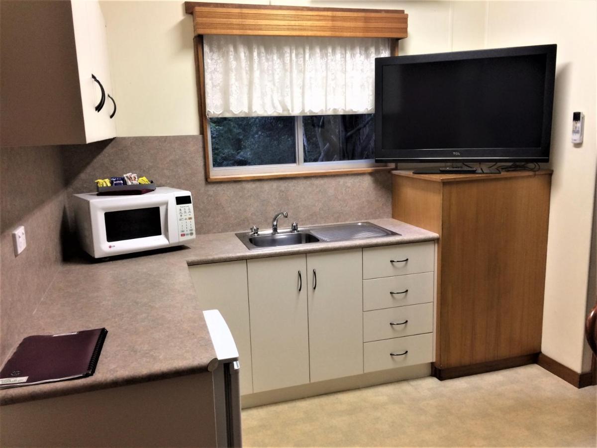 Marsden Court Apartments Now Incorporating Marsden Court And Sharonlee Strahan Villas Bagian luar foto